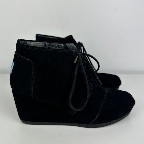Toms Womens Desert Wedge Almond Toe Black Suede Casual Lace-Up Ankle Booties 6 - Picture 1 of 11